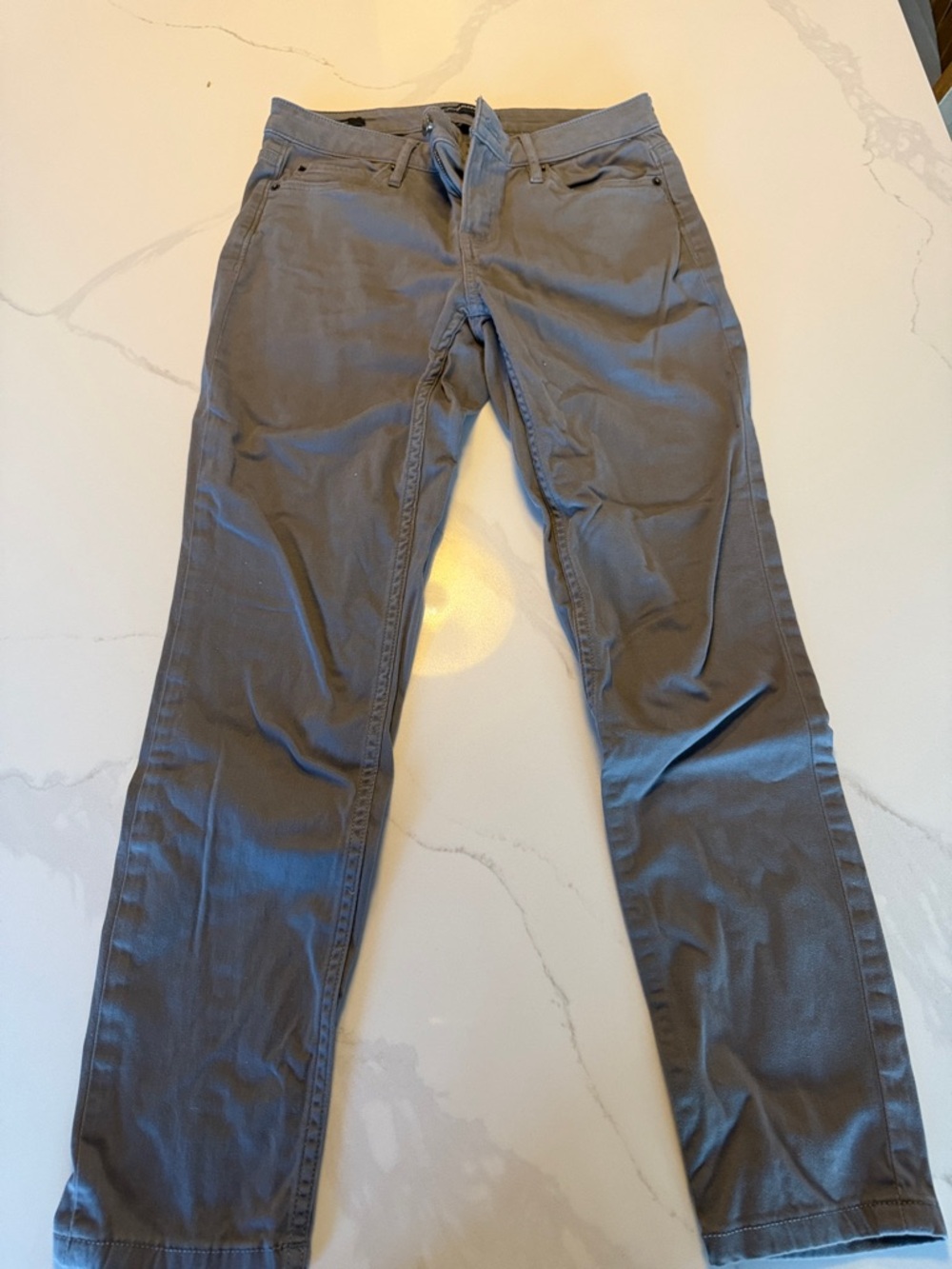 Calvin Klein Jeans Women's Skinny in Gray
